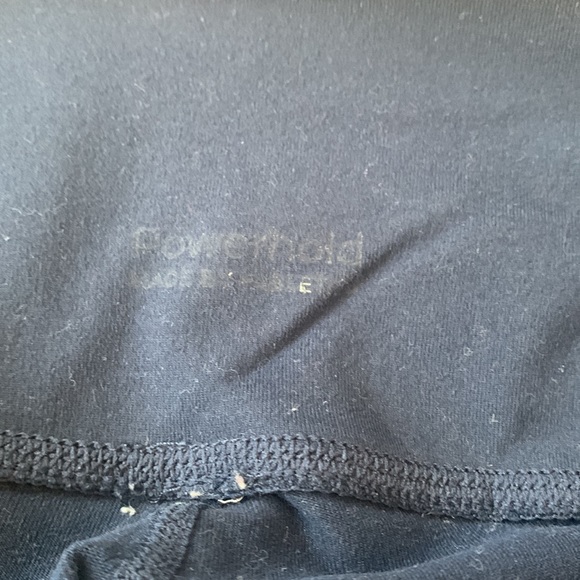 Fabletics Powerhold leggings - Picture 2 of 2